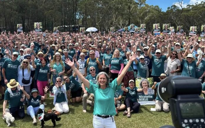 Teal sydney